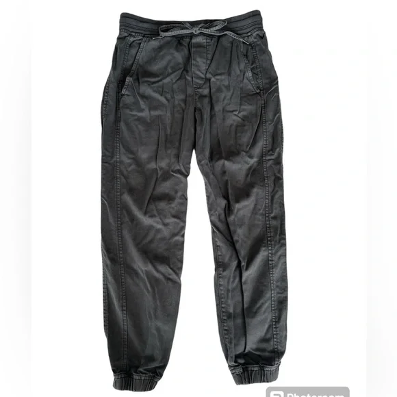 Gap pull on grey joggers - Picture 2 of 6